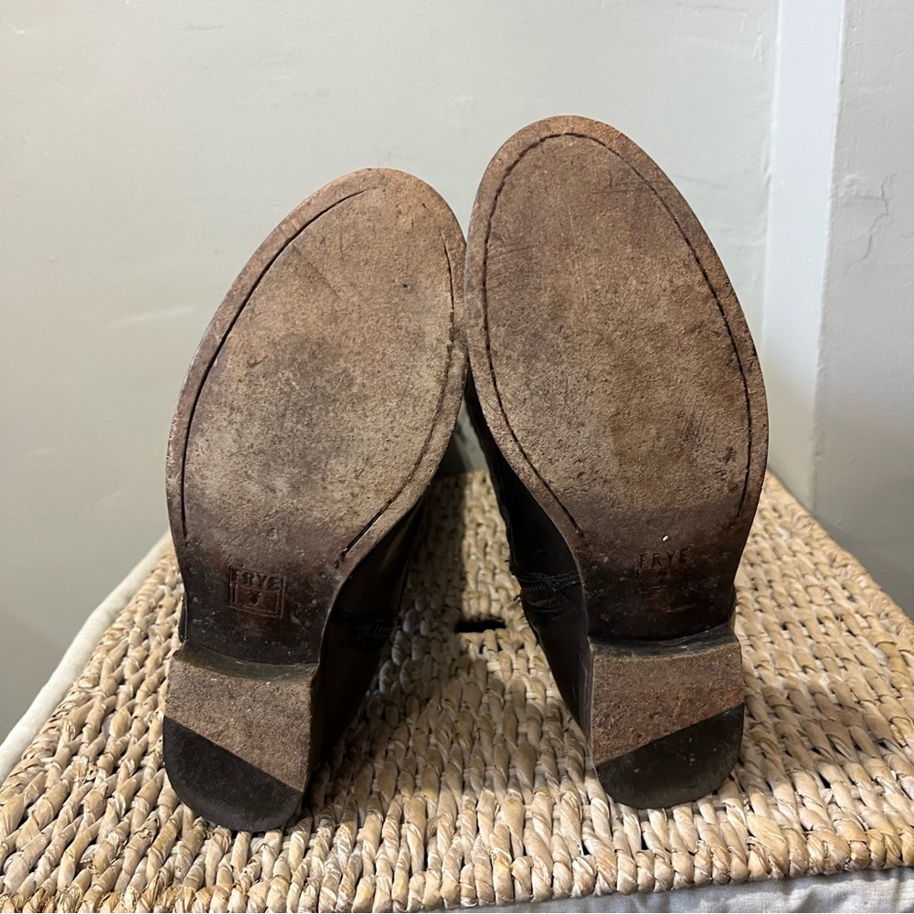 Frye Tall Dark Brown Button Back Full-Zip Women's boots Riding Boots Size 7.5 B - Picture 10 of 13